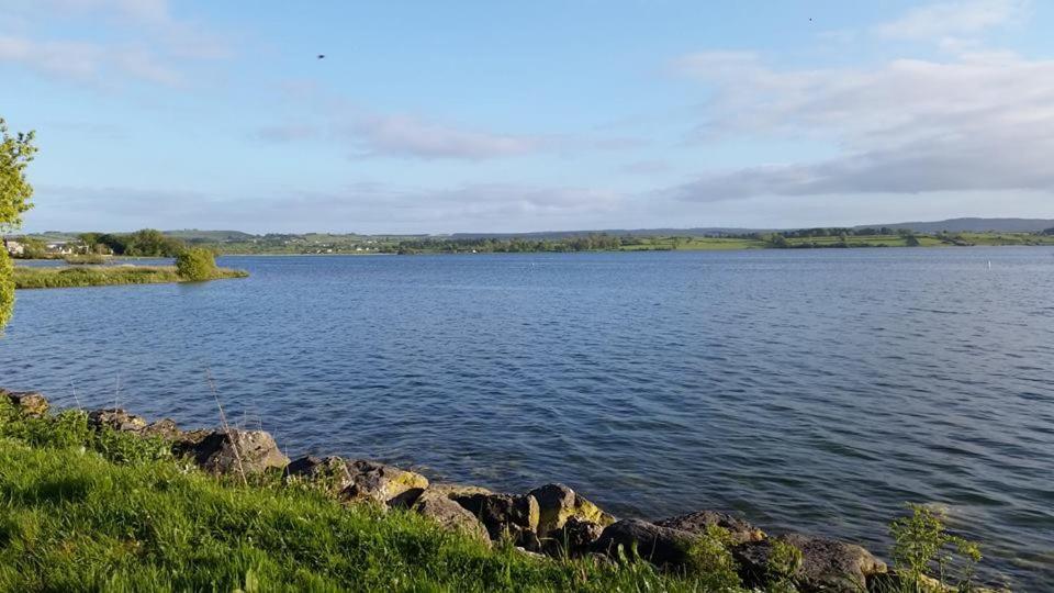 Lakeside Loughrea Exteriör bild